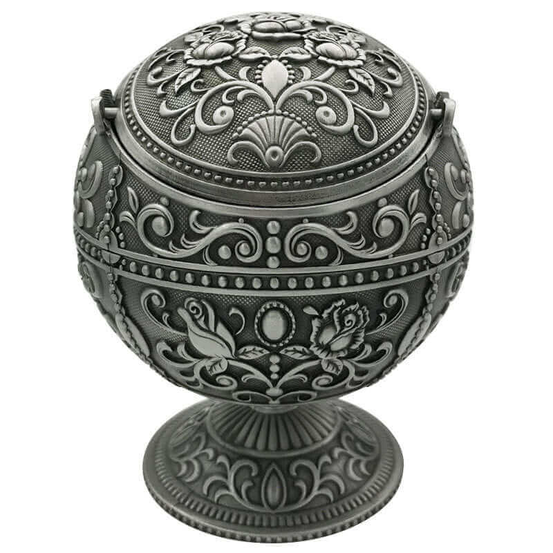 Metal Spherical Globe Decorated Ashtray With Lid